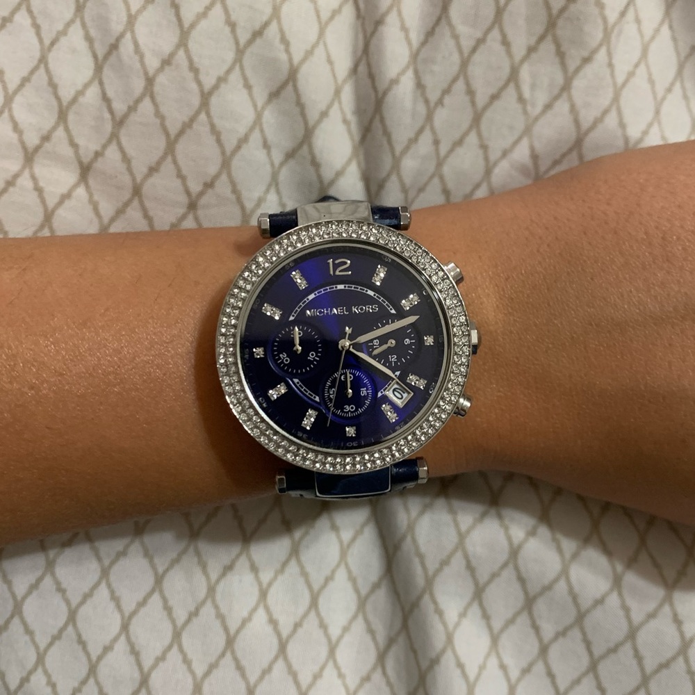 Michael Kors navy watch